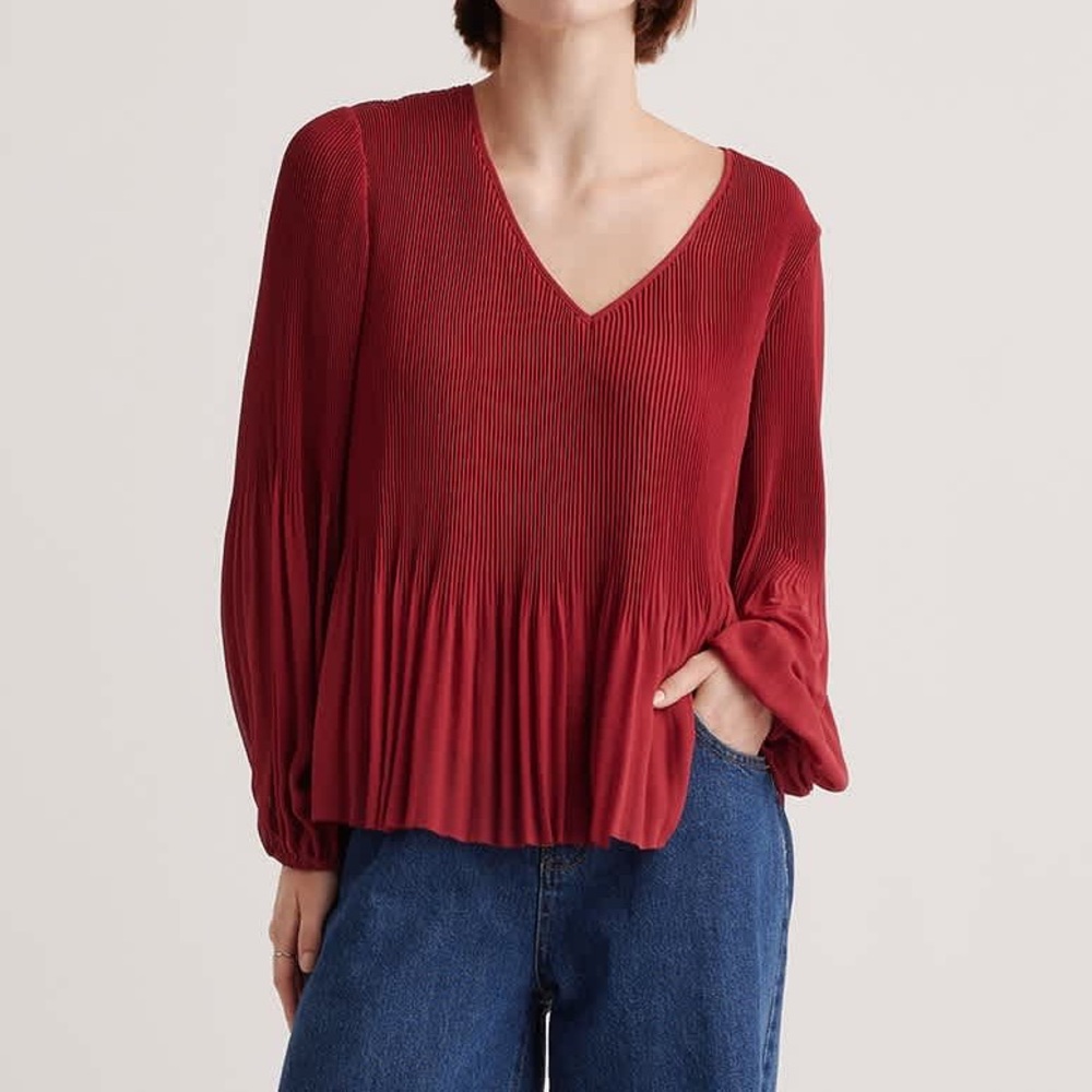 NEW Quince Chiffon Pleated V-Neck Blouse Long Sleeve Bright Burgundy Red Medium